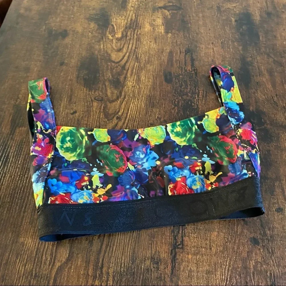 Glow8 multi color cute sports bra - Picture 11 of 15